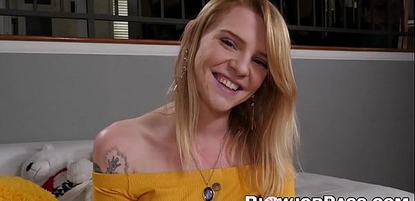  Teenie Nora Ivy covered with massive facial after BJ